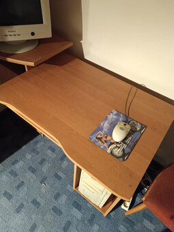 Dobrý den, prodám malé skříně do podkroví - 2