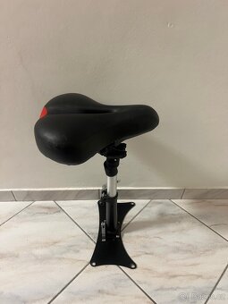 Sedátko pro elektrokoloběžky - 2