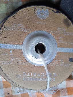 Řezné a brusné kotouče. - 2