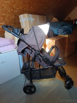 Sportovní kočárek - 2