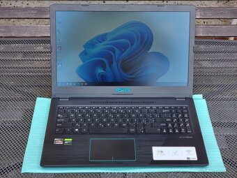 Herní notebook Asus M570D - jako nový, nevyužitý - 2