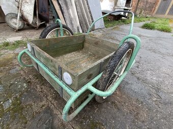 Ruční dvoukolová kára - 2