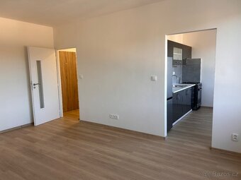 Pronájem bytu 1+1 35 m2, Josefa Hory, Beroun - 2