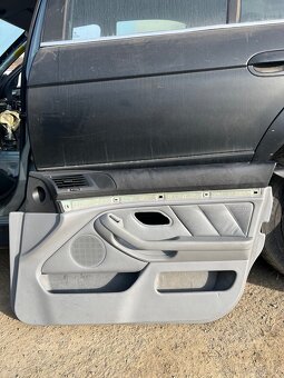 Interiér BMW e39 touring - 2