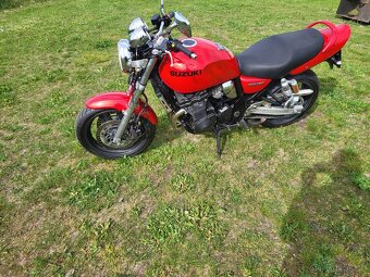 Suzuki gsx 750 inazuma - 2