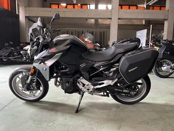 BMW F 900R - 2