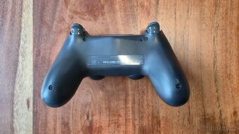 Ovladač pro Playstation 4 - Dualshock 4 - 2
