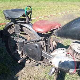 ČZ 150c veterán - 2