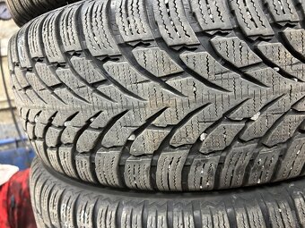 215/60 R17 Nokian zimní 4kusy - 2