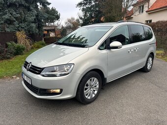 VW SHARAN 2.0 TDI 103 kW 4 MOTION 7 MÍST - 2