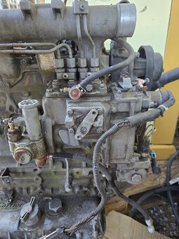 Motor kubota V2203 - 2