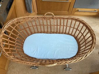 Mojžíšův koš na kolečkách - 2