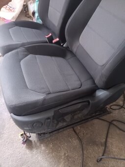 Sedačky vw passat b7 kombi - 2