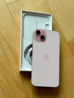 iPhone 15 Pink BATERIE 100% TOP - 2