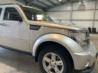 Dodge Nitro 3,7 SXT - 2