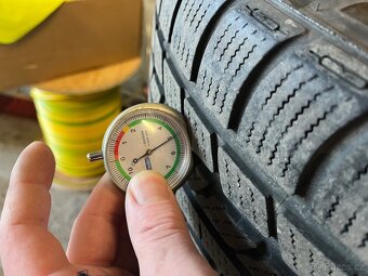 Zimní pneu 225/45 R17 94V - 2