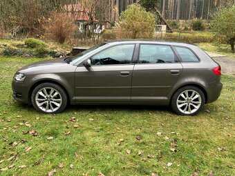 Audi A3 sportback, benzín 1.6 75kw - 2