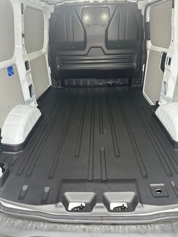 Prodám plastovou vanu pro ford tranzit custom - 2