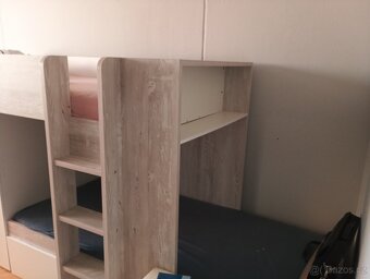 Patrová postel - 2