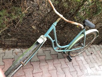 Staré kolo bicykl - 2