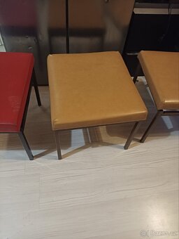 Taburety ,cena za kus . - 2