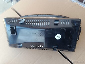 Displej z BMW E61 - 2
