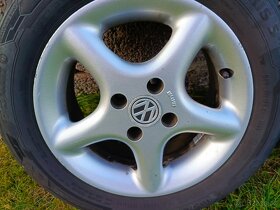 ALU disky 6Jx14H2 Et 38 + pneu 185/60 R14 - 2