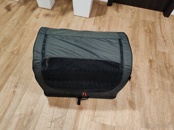 Box na psa, vel. M včetně kvalitní podložky, pův. cena 2100 - 2