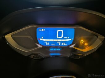 Honda PCX 125 Grey - 2