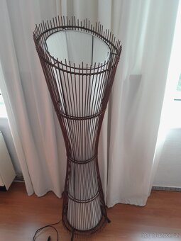 Stojací lampa - 2