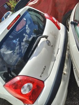 Nissan pixo 2009 /suzuki Alto/ Opel Agila - 2