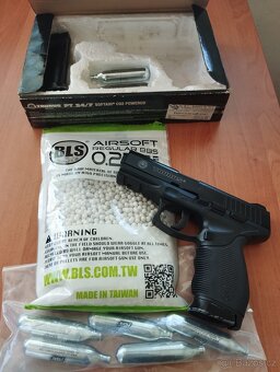 Airsoft pistole - 2