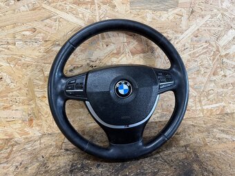 KOMPLETNÍ KOŽENÝ MULTIFUNKČNÍ VOLANT BMW F10/F11 - 2
