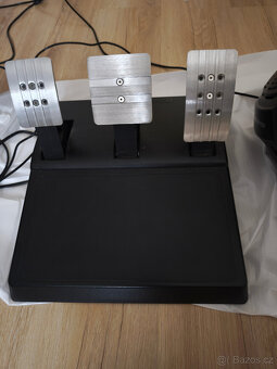 Thrustmaster T300 RS GT Edition - 2