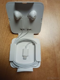 APPLE EARPODS S KONEKTOREM LIGHTNING - 2
