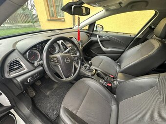 Opel Astra 1.4 T - Zachovalé - 2