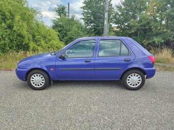 Ford Fiesta 1.3i - 2