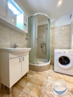 Pronájem bytu 1+kk 37 m² - 2
