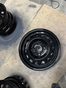 Plechové Disky 4x114,3 R15 67,1 Hyundai Elantra - 2