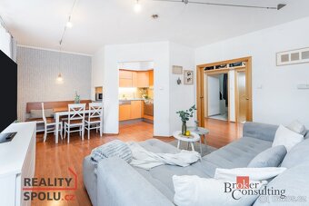 Prodej, byty/3+kk, 66 m2, K Višňovce 370, 53002 Pardubice, P - 2