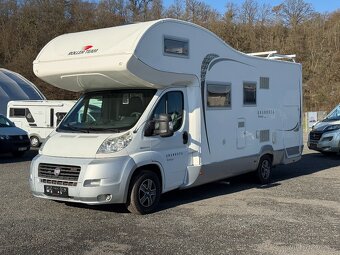 Obytné auto - Roller Team Granduca, 2012, 3.0 jtd, solár - 2