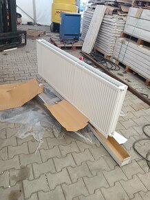 Nové anglické radiátory Quinn 60x240 tl.10cm - 2