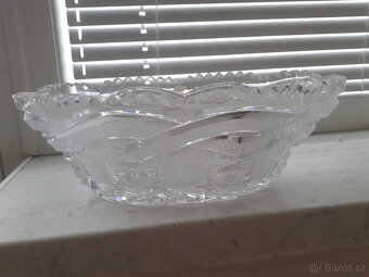 Velká bohatě broušená mísa - 2