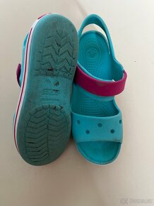 Prodám dívčí sandále Crocs vel. J3 - 2