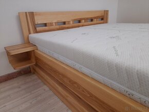 Nová jasanová masivní postel, nosnost 700 kg, Odvezu - 2