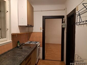 Pronájem bytu 2+kk 48 m² U staré pošty, Praha - Braník - 2