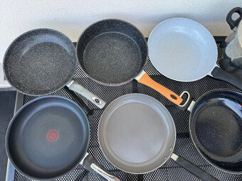 Kuchyňské nádobí a náčiní - velké množství - 2