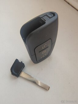 Klíč keyless pro Ford C-Max Focus Kuga Mondeo 3 tlačítka - 2