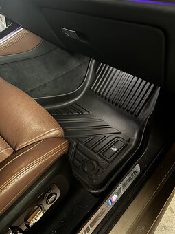 Gumové koberce BMW X5 - G05 - 2