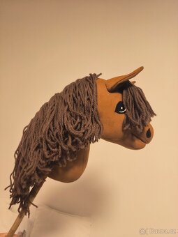 Prodám dva hobby horse - cena dohodou - 2